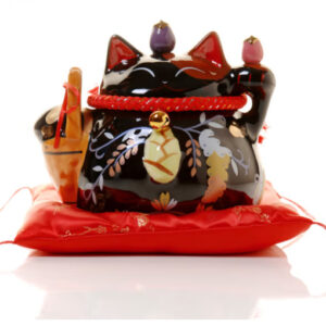 Mèo thần tài đen trừ tà HK08