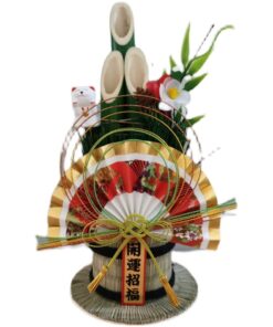 Kadomatsu 門松 - cổng thông linh thiêng ngày Tết Nhật Bản